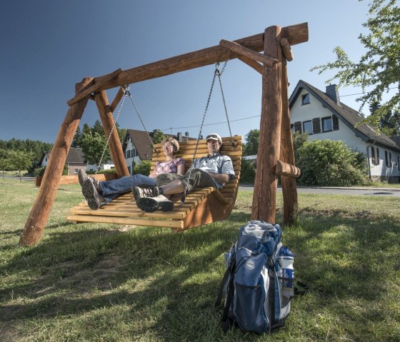 Schaukelliege Hochacht, © Kappest@TI_Hocheifel-Nuerburgring