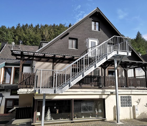 Hinterhof, &copy; Nordeifel Tourismus GmbH & Urfterhof Hotel