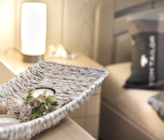 Detail_Schlafzimmer, &copy; Stefanie Laville & Ferienwohnung Bunter Hahn