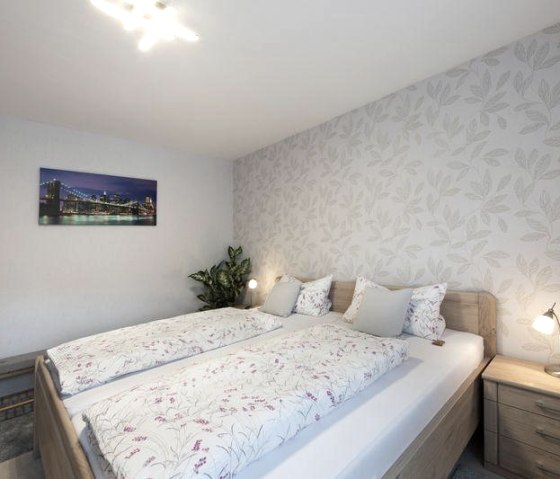 Ferienwohnung_Kreinberg_Schlafzimmer_1 (1), &copy; Nordeifel Tourismus GmbH & Ferienwohnung Schavener Heide