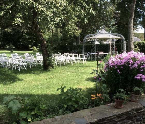 d21a5a07-9968-4579-aaeb-46bec048f9b4