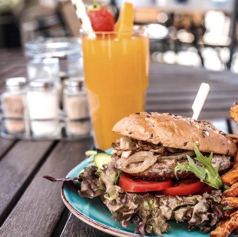 Burger im Restaurant Bürgerstube, © Hotel Restaurant Bürgerstube