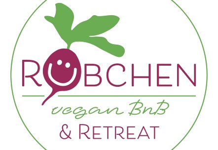 Rübchen_Logo_Final_Unterzeile, © Nordeifel Tourismus GmbH & Rübchen vegan BnB & Retreat