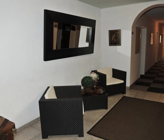 Empfangsbereich, &copy; Nordeifel Tourismus GmbH & Hotel Pension Haus Berghof