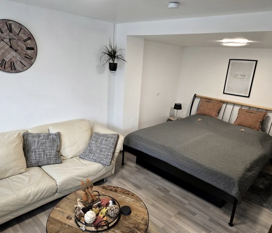 Gem&uuml;tlicher Wohn- und Schlafbereich, &copy; Thomas Neumann