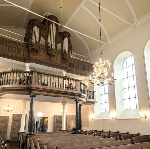 Finkenberg church inside, &copy; Fotos: Dominik Ketz / Stolberg-Touristik