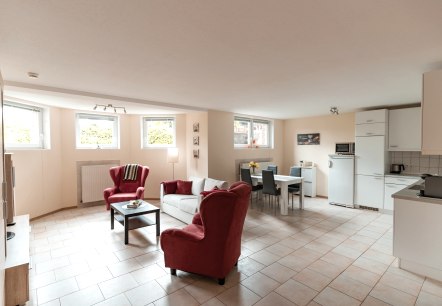 Gro&szlig;z&uuml;giger Wohnk&uuml;chenbereich, &copy; Nordeifel Tourismus GmbH & FW Radermacher