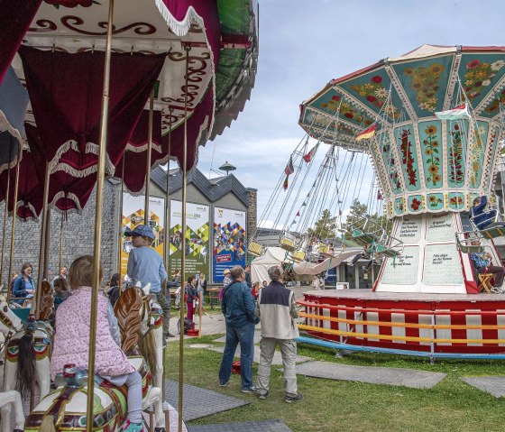 Jahrmarkt, &copy; LVR-Freilichtmuseum Kommern, Hans-Theo Gerhards.