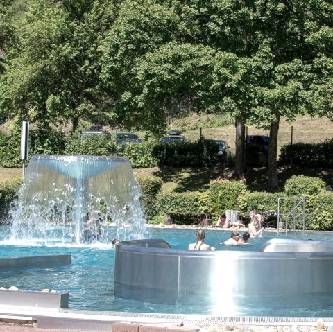 Freibad Schwimmbecken, © Stadt Schleiden / Kerstin Wielspütz
