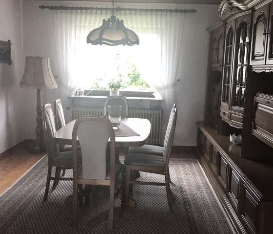 Esszimmer, &copy; Nordeifel Tourismus GmbH & Ferienhaus Klasen