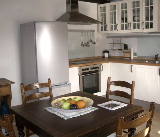 Essbereich in der K&uuml;che, &copy; Nordeifel Tourismus GmbH & Ferienhaus H&ouml;ppches