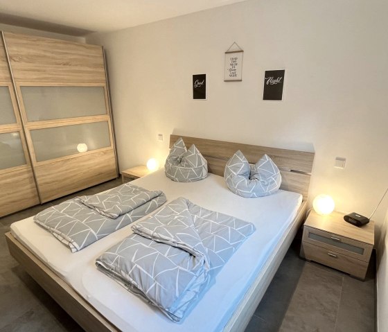 Ferienwohnung Jakobs Monschau H&ouml;fen Schlafzimmer, &copy; Eife(e)l-Home