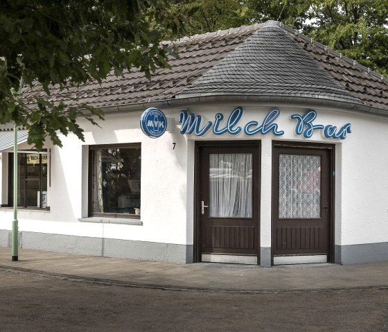 Milk bar, © Hans-Theo Gerhards