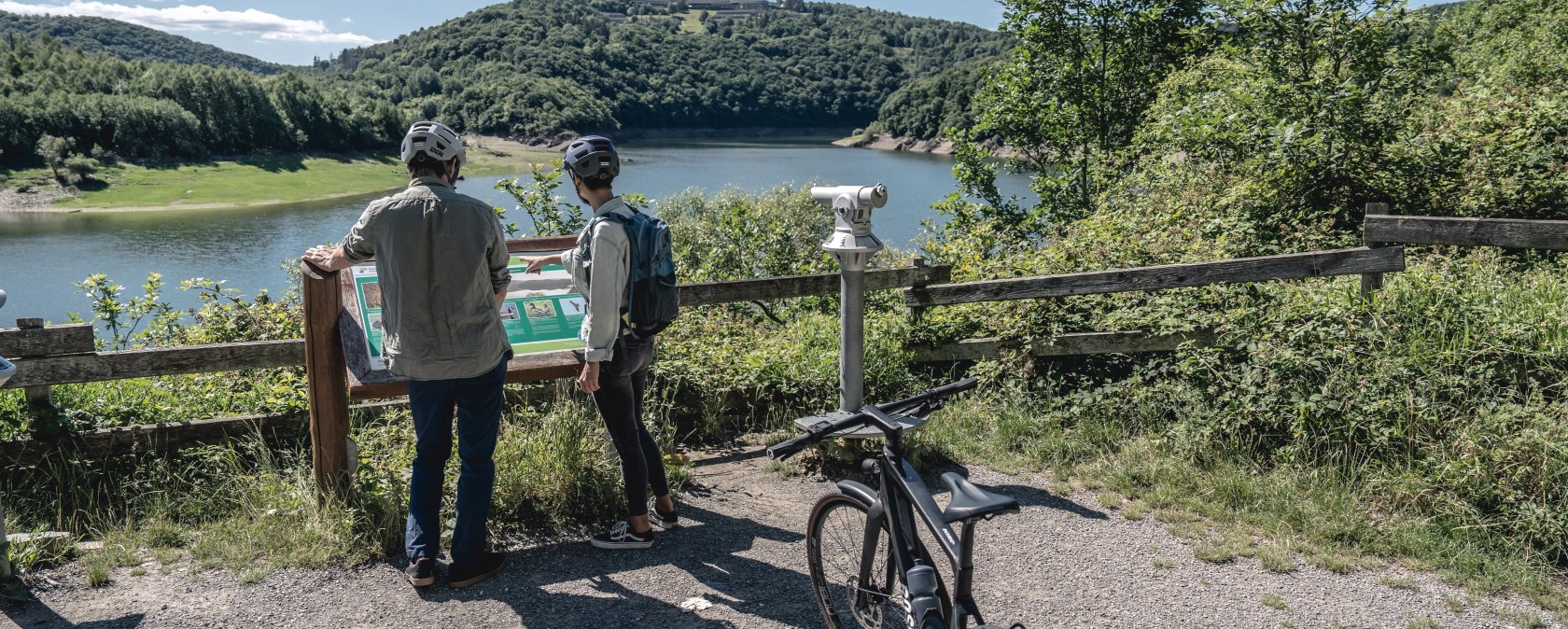 Bird watching station at Lake Urft, &copy; Eifel Tourismus GmbH, Dennis Stratmann