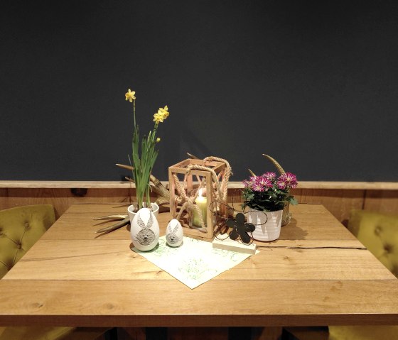 Fr&uuml;hjahr im Hotel, &copy; DER Hirsch