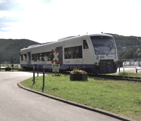 Rurtalbahn an der Haltestelle Obermaubach, &copy; Rurtalbahn GmbH