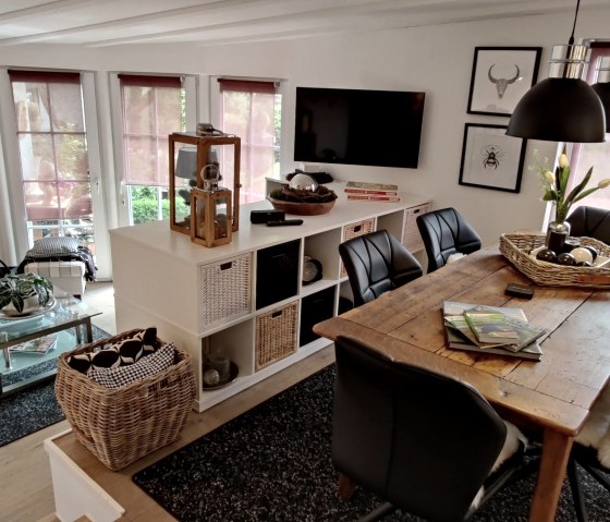 Wohn-/Essbereich zum Wohlf&uuml;hlen, &copy; Gardensuite