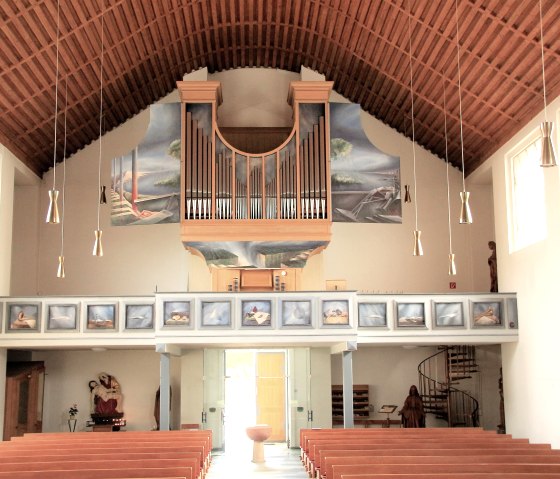 Pfarrkirche, © St. Anna Hellenthal