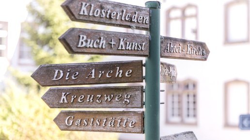 Beschilderung Abtei Mariawald, © Eifel Tourismus GmbH, AR - shapefruit AG