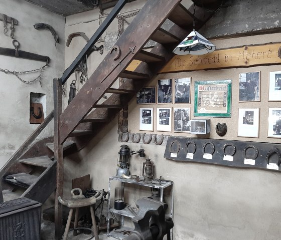 Old Smithy 2, &copy; Hans-Peter Ronig