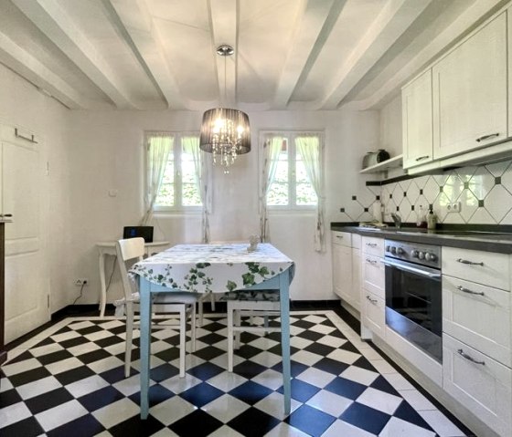 e3bfa67d-aa4b-420e-882d-3d8c600a1b8f