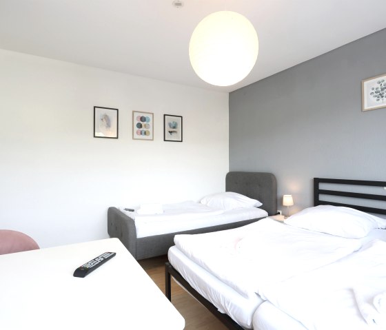 Dreibettzimmer, &copy; Hotel Green Seeblick