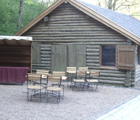 Terrasse-, &copy; Nordeifel Tourismus GmbH & Taverne Nettershieim