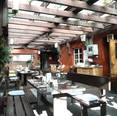 Terrasse des Eifeler Hofs, &copy; Restaurant Eifeler Hof