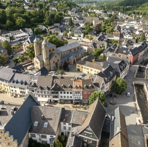 Blick auf historischen Stadtkern Bad M&uuml;nstereifel, &copy; Eifel Tourismus GmbH, Dominik Ketz