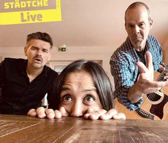 Heimatst&auml;dtche, &copy; &copy; Frau Wollenweber und ihre M&auml;nner