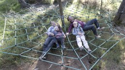 Entspannte Pause im Spinnennetz, &copy; Eifel Tourismus GmbH, Tobias Vollmer - finanziert durch REACT-EU